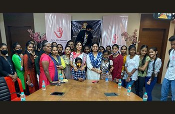 photo6104913484752990321