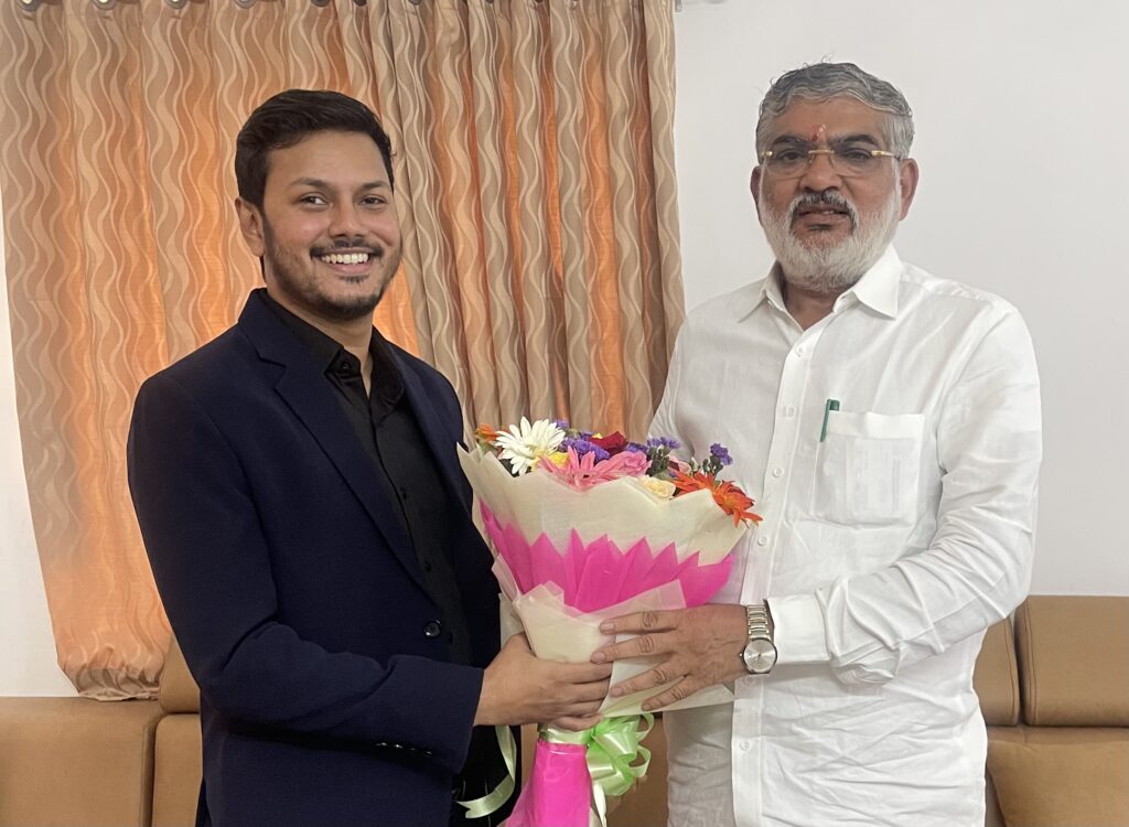Gujarat Tourism Minister Mulubhai Bera and DPIFF CEO Abhishek Mishra Discuss Strategic Cultural Alliances to Boost Tourism and Heritage Promotion