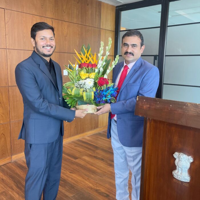 DPIFF CEO Abhishek Mishra Meets Dr. Prashant Narnaware at Raj Bhawan to Discuss Future of Cinema